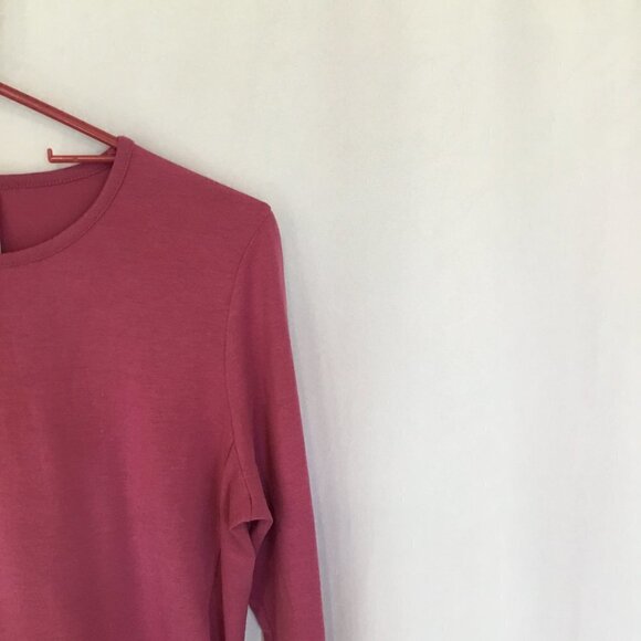 The North Face Long Sleeve Tee Base Pullover Crew Neck Hot Pink Women's Medium - Picture 8 of 9